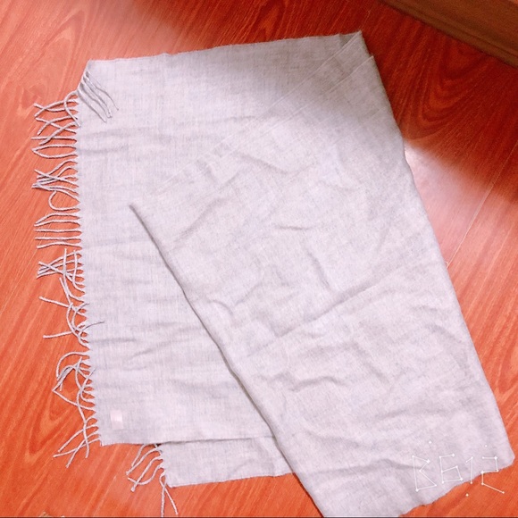 Extra Long New Korean 100%Wool Light grey scarf - Picture 3 of 4